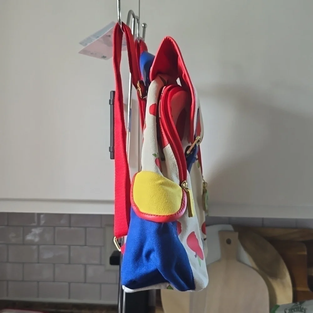 Disney Snow White iLy 4ever Backpack New!